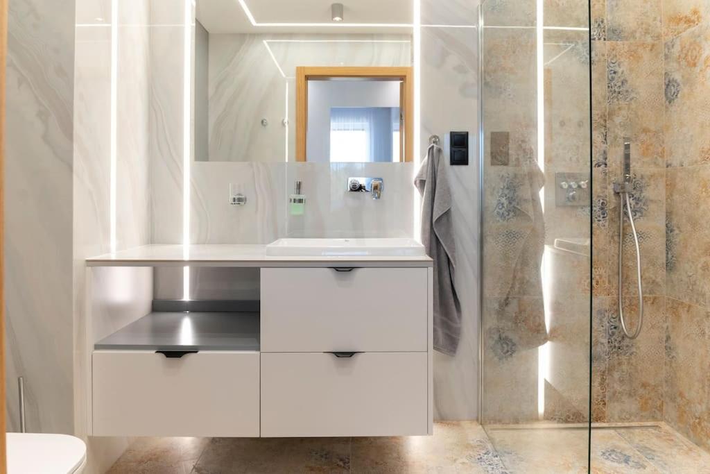 Apartament Koral - Kompozytorow Polskich 7 Люблін Екстер'єр фото